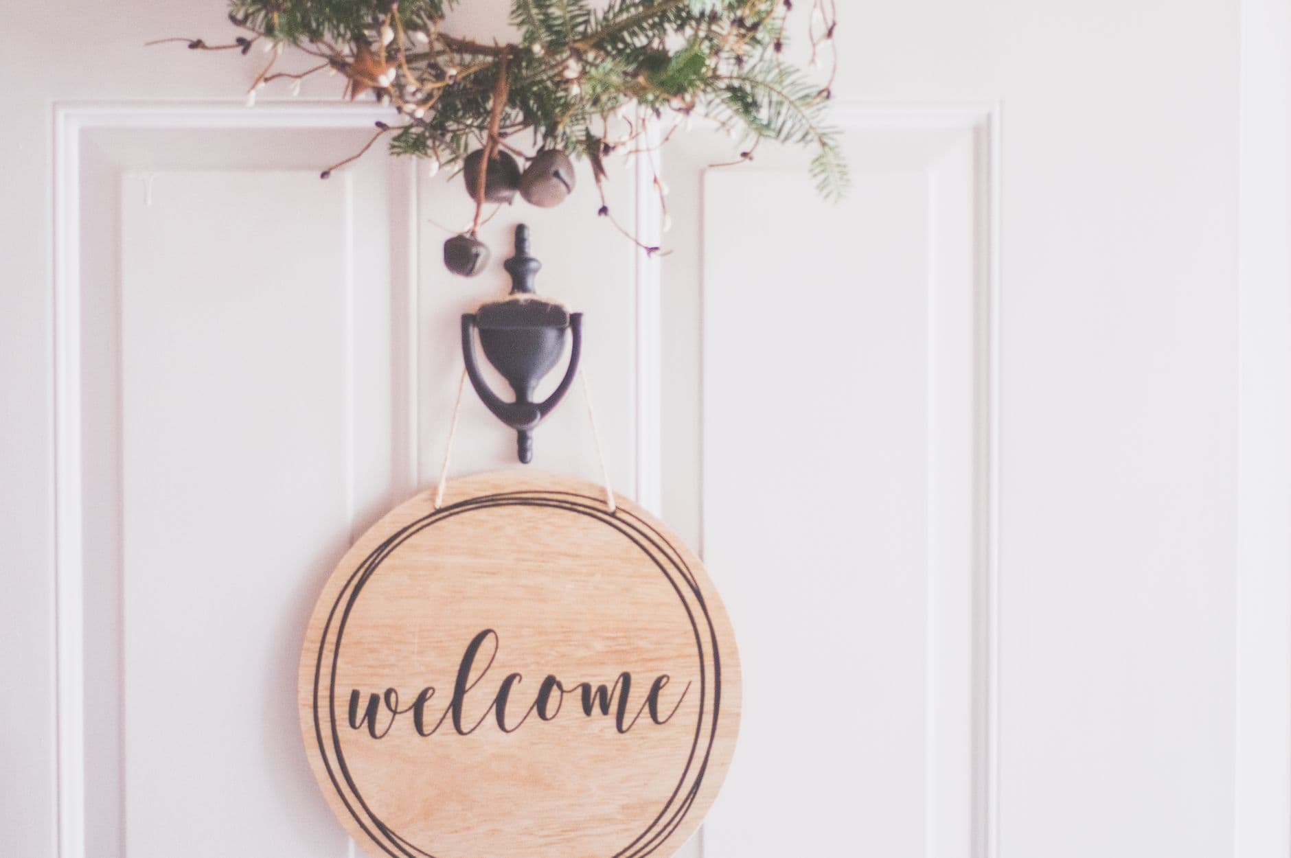 Cover image for Explaining the Benefits of Rotating Seasonal Home Accessories