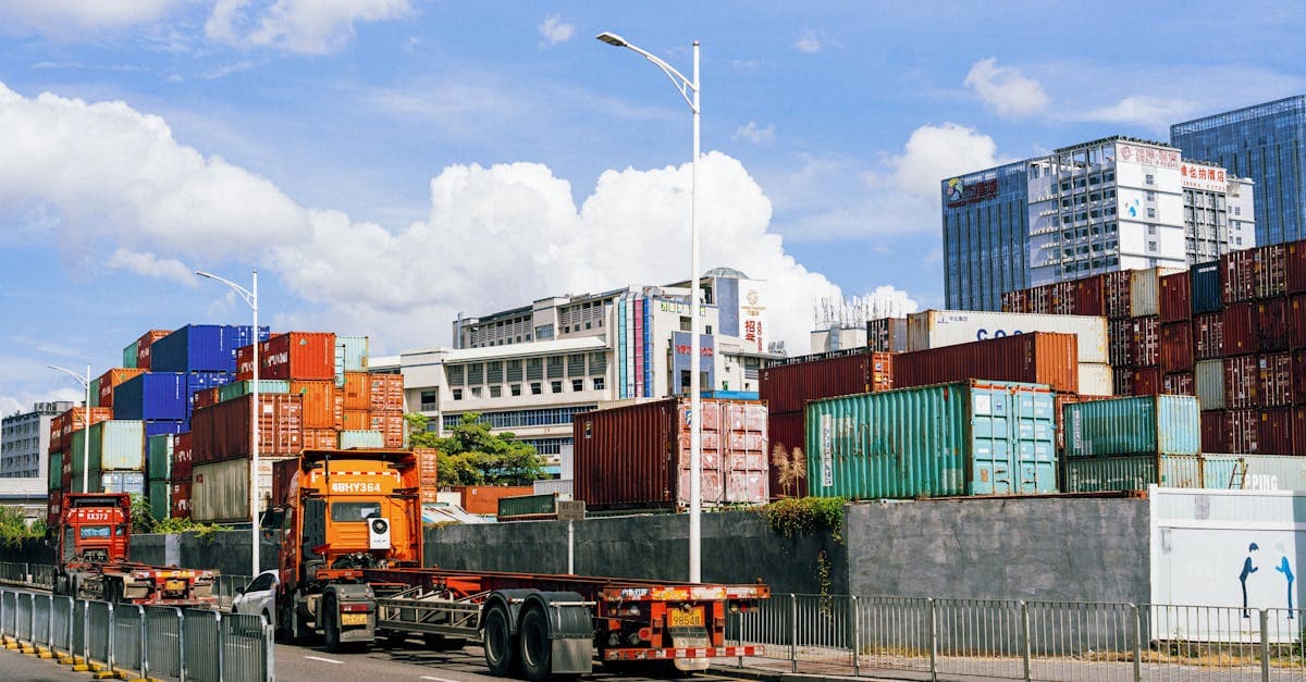 Cover Image for Freight Management Guide: 7 Smart Ways to Cut Costs