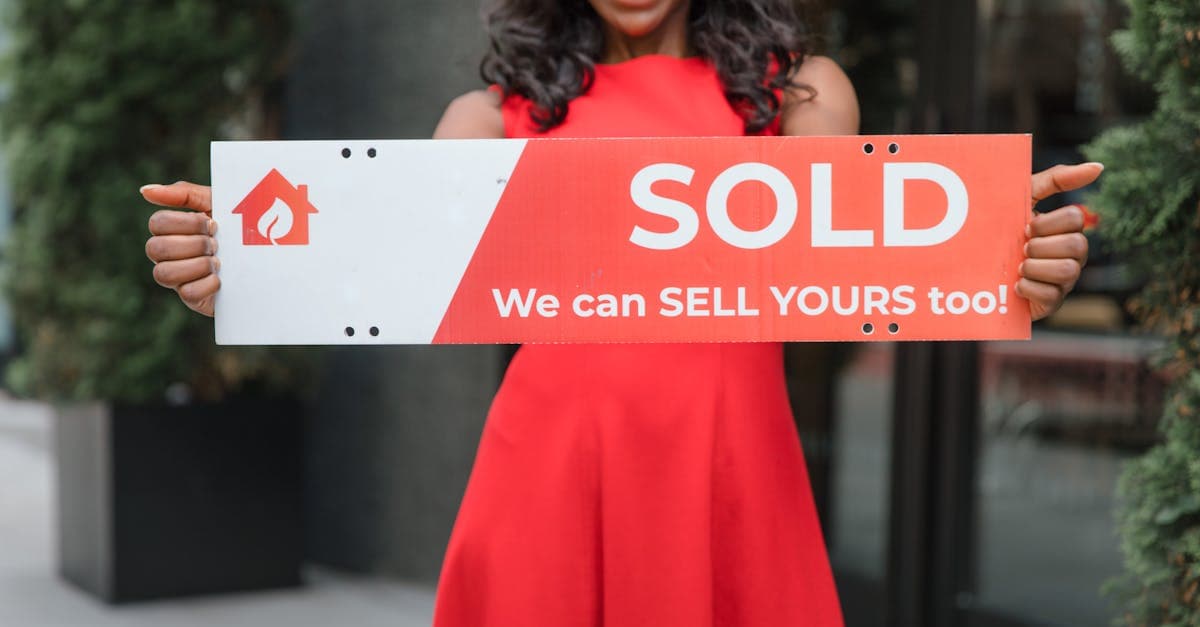 Cover Image for Unlocking the Secrets of Real Estate: A Comprehensive Guide to Successful Investment